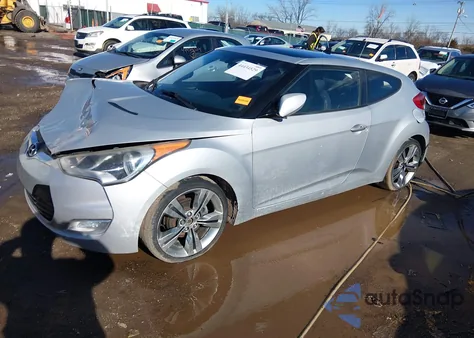 2012 Hyundai Veloster Base W/Black z USA, uszkodzony, nr VIN KMHTC6AD1CU032022